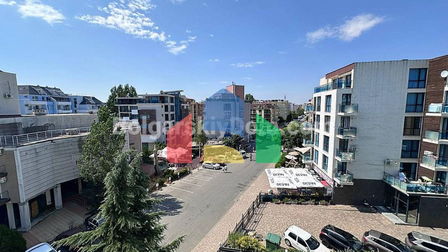 Трикімнатна квартира в Піроп Сіті