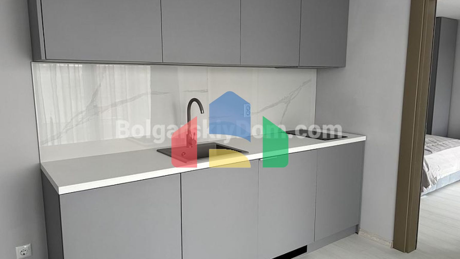 Двокімнатна квартира в Ж’адор Сікрет Гарденс