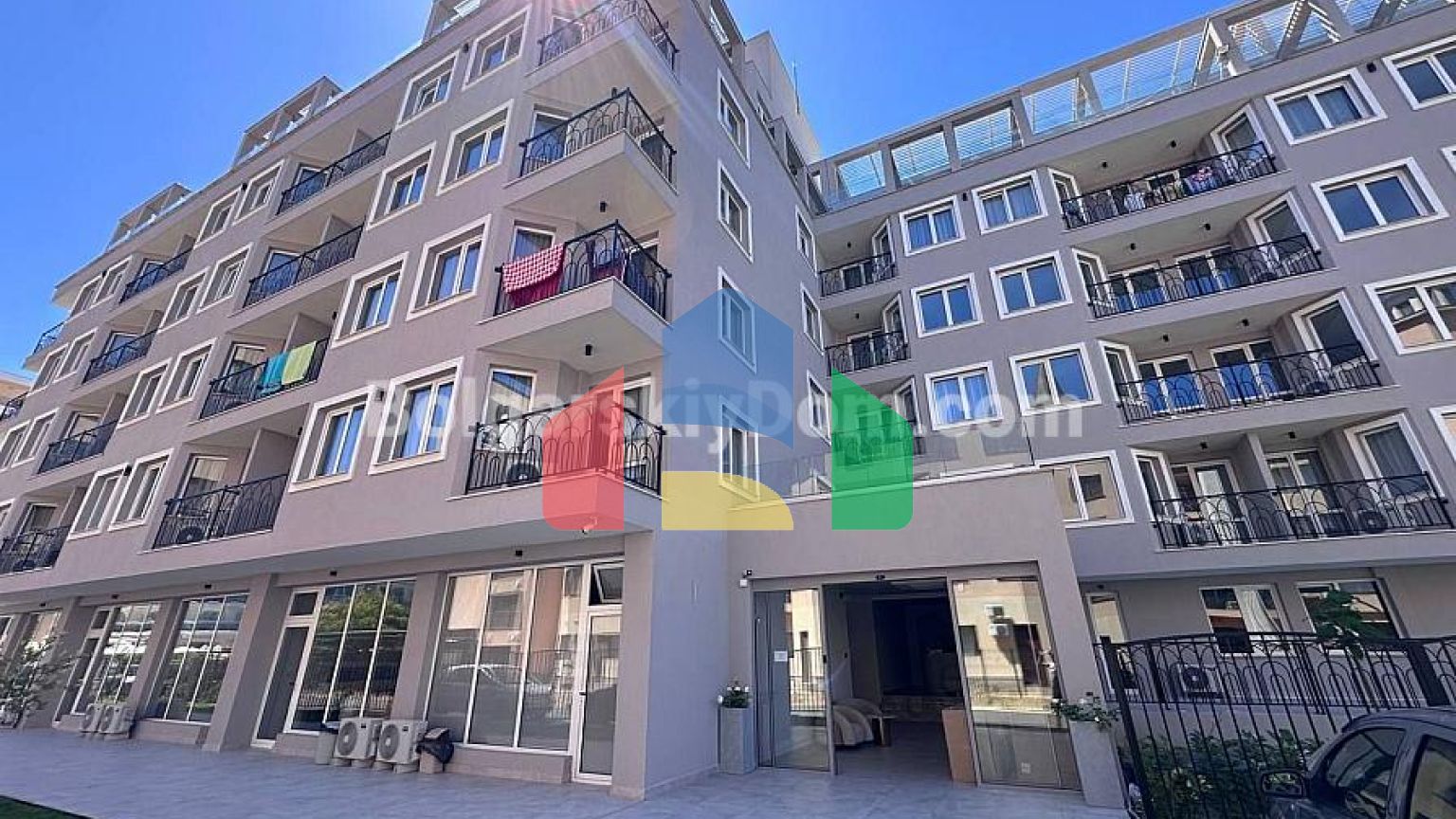 Квартиры от застройщика в Ж'Адор Сикрет Гарденс