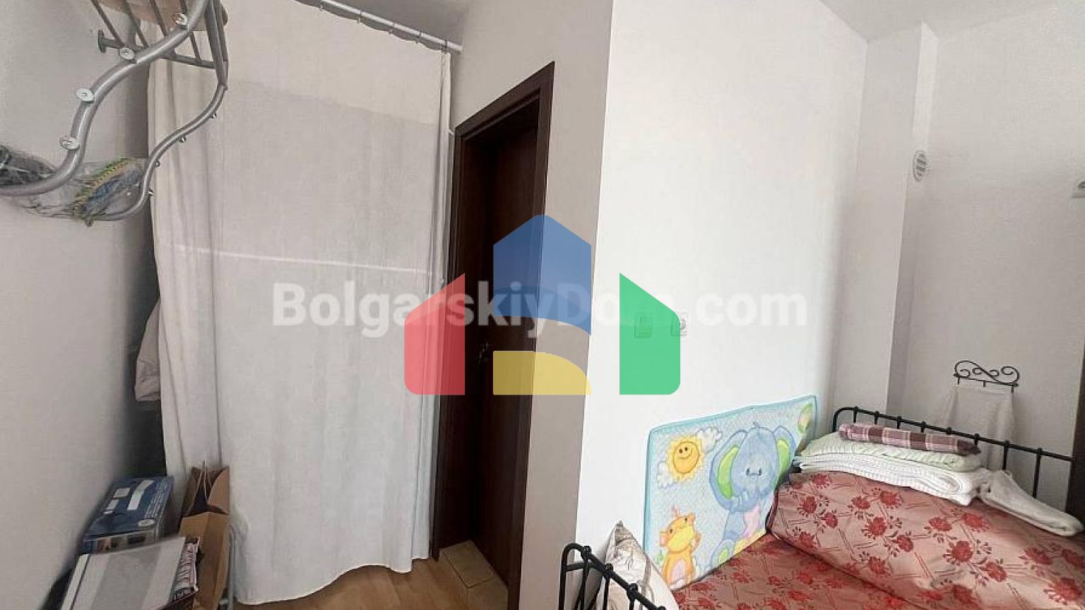 Двокімнатна квартира в Санні Дей 6