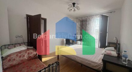 Двокімнатна квартира в Санні Дей 6