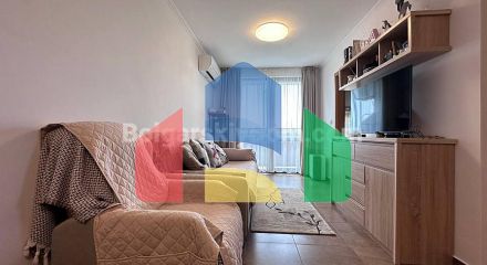 Трехкомнатная квартира в Вип Стайл