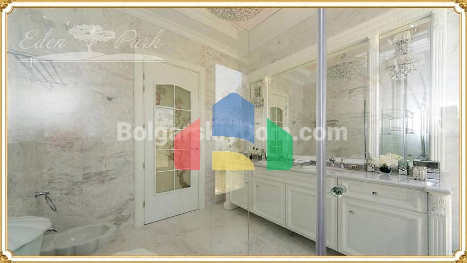 Вілла в Еден Парк