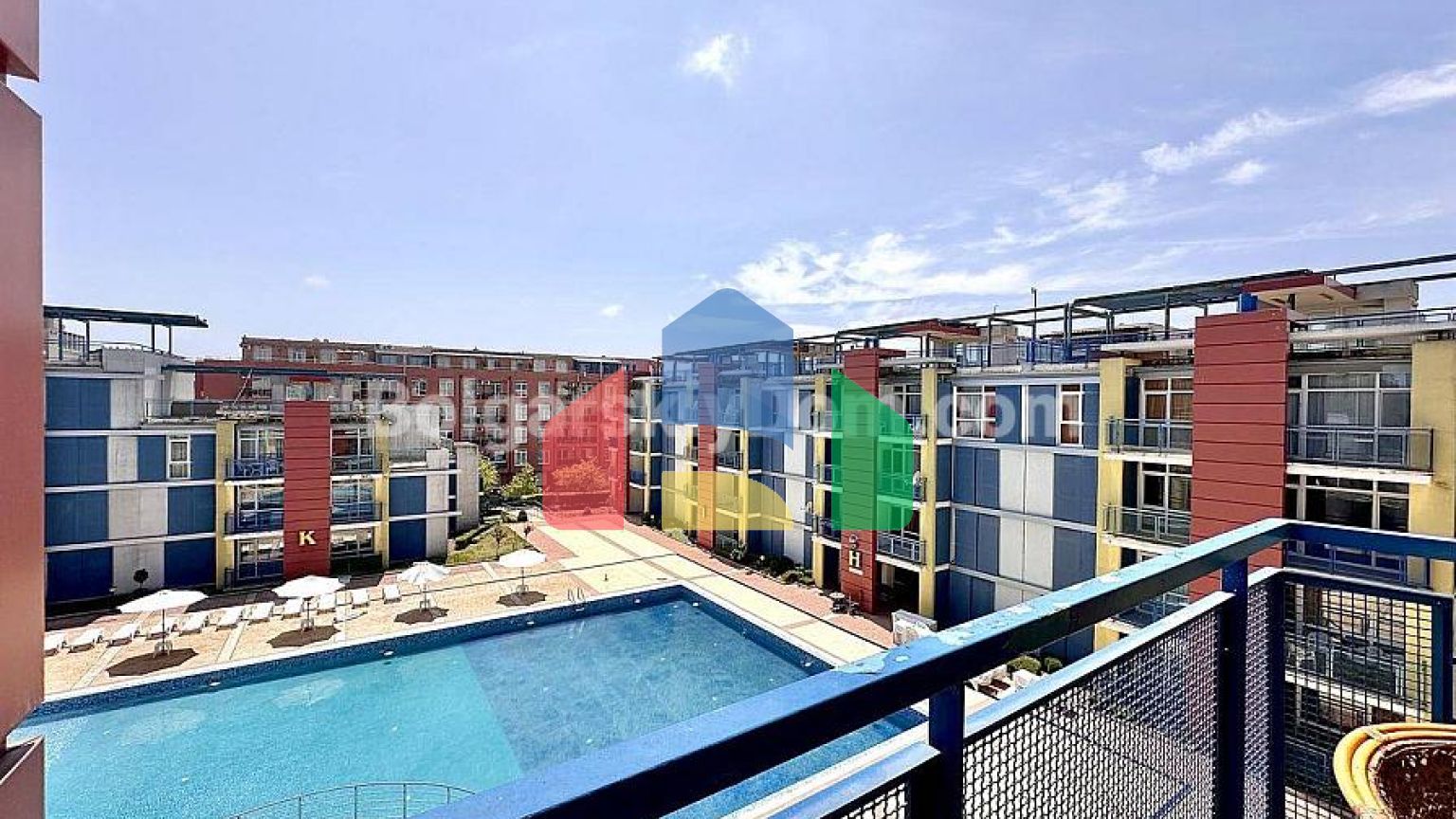 Трехкомнатная квартира в Элит 4