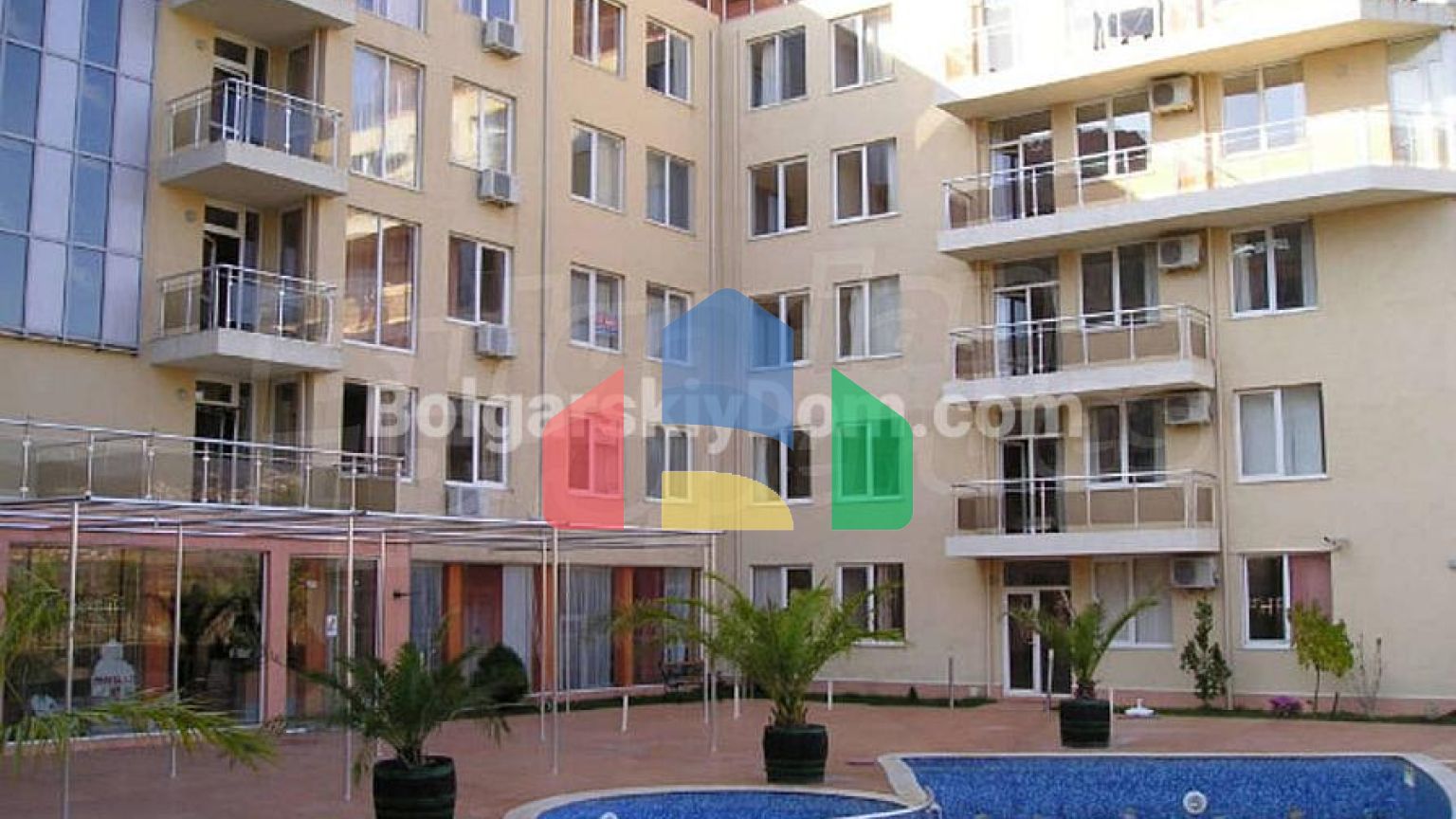 Трехкомнатная квартира в Балкан Бриз 1