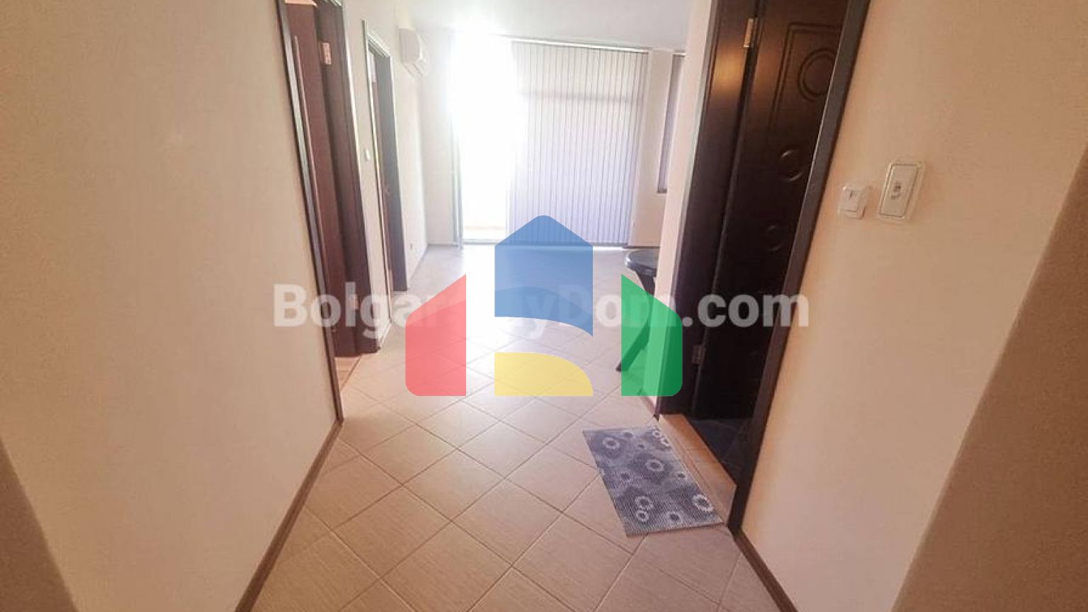 Трехкомнатная квартира в Балкан Бриз 1