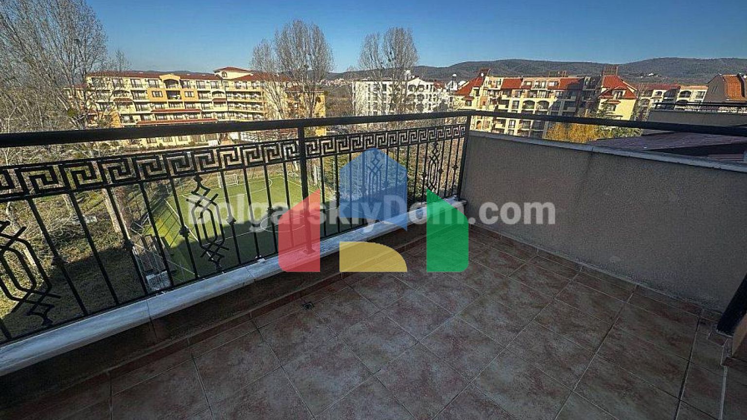 Квартира-студия в Кассандра