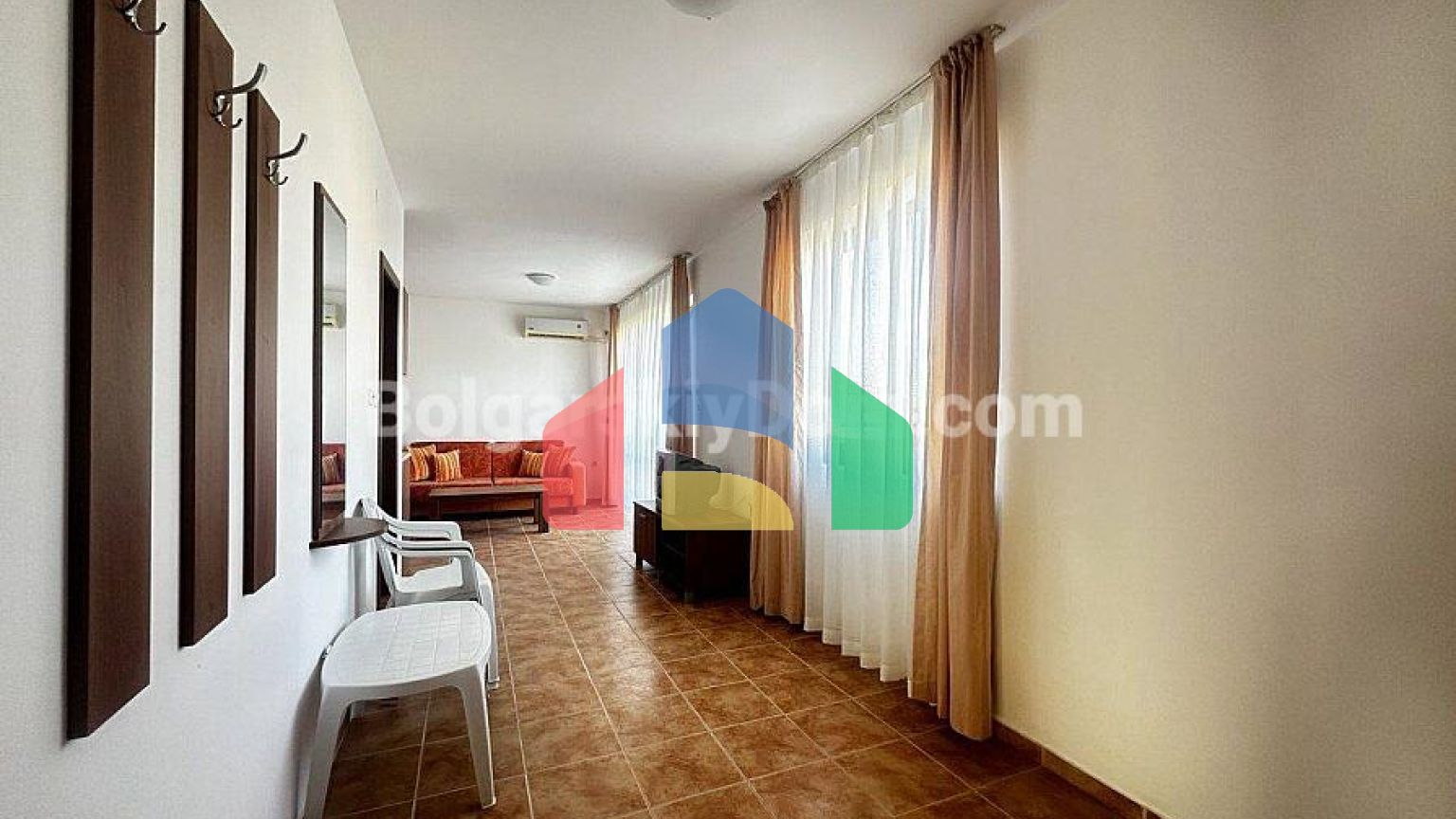 Квартира-студия в Кассандра