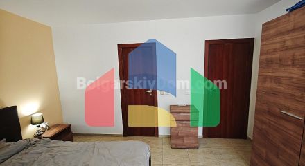 Трикімнатна квартира в Сан Вілладж