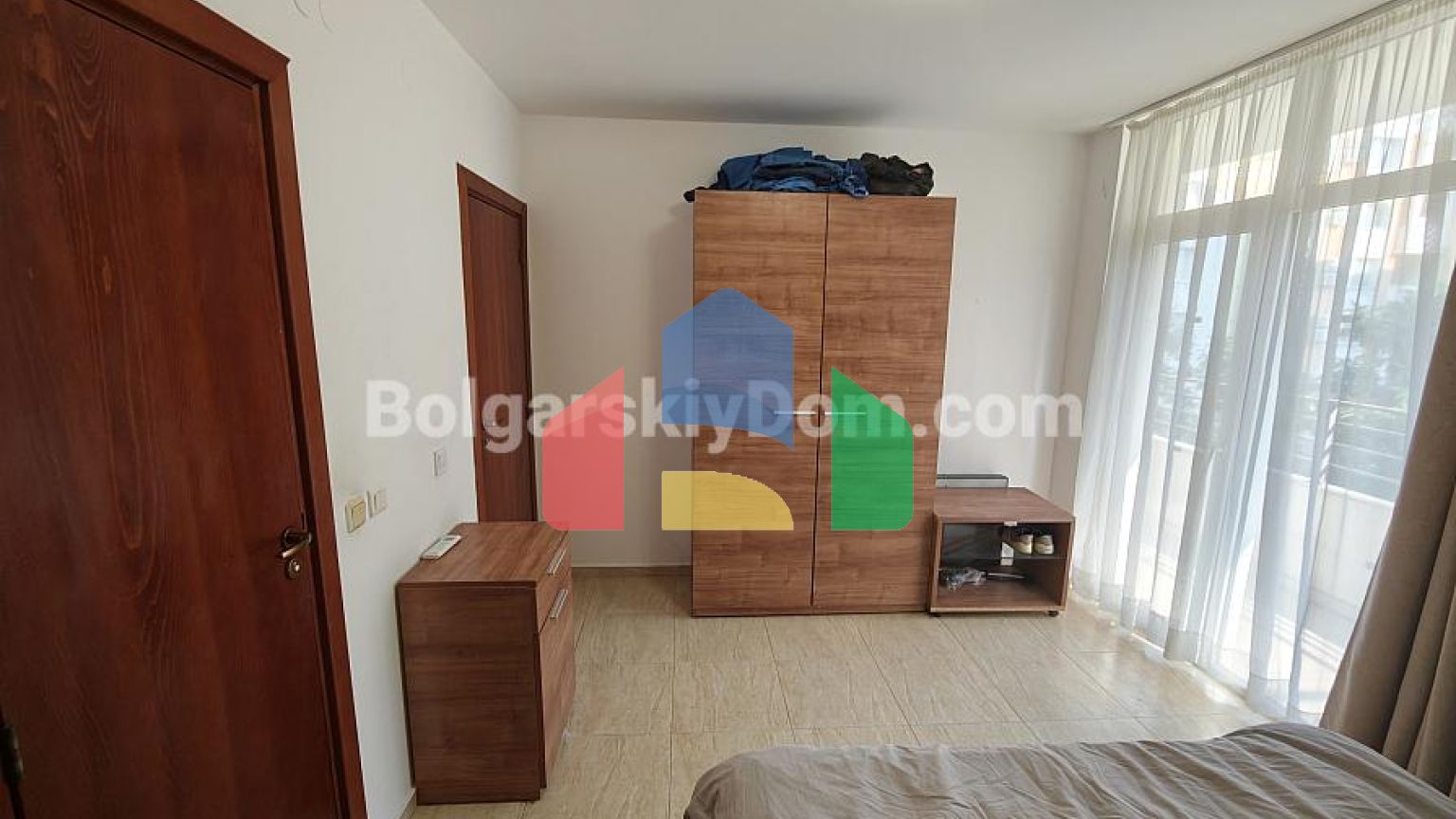 Трикімнатна квартира в Сан Вілладж