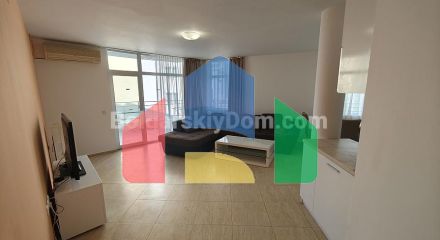 Трикімнатна квартира в Сан Вілладж