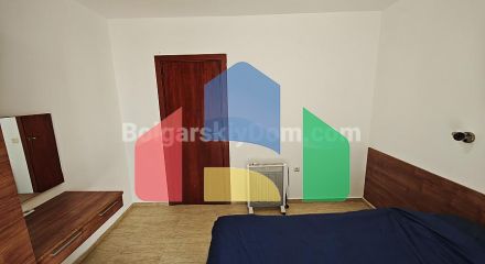 Трикімнатна квартира в Сан Вілладж