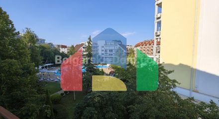 Трикімнатна квартира в Сан Вілладж