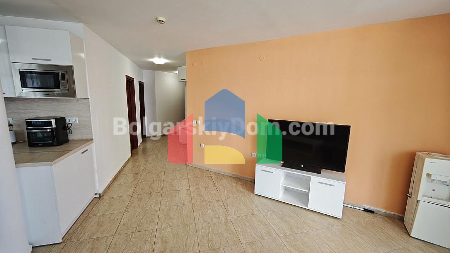 Трикімнатна квартира в Сан Вілладж