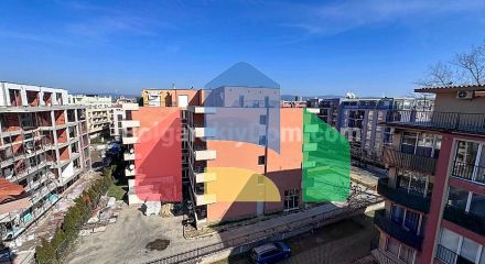 Трехкомнатная квартира в Санни Вью Централ 2