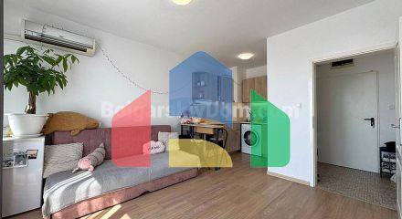 One-bedroom apartment in Flores Park