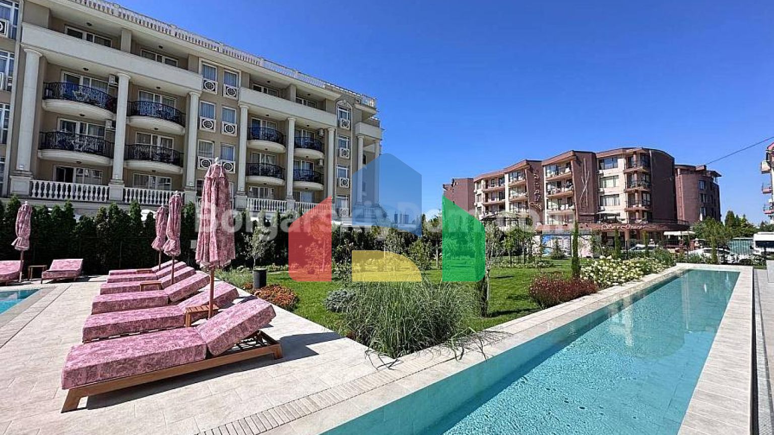 Двокімнатна квартира в Jador Secret Gardens