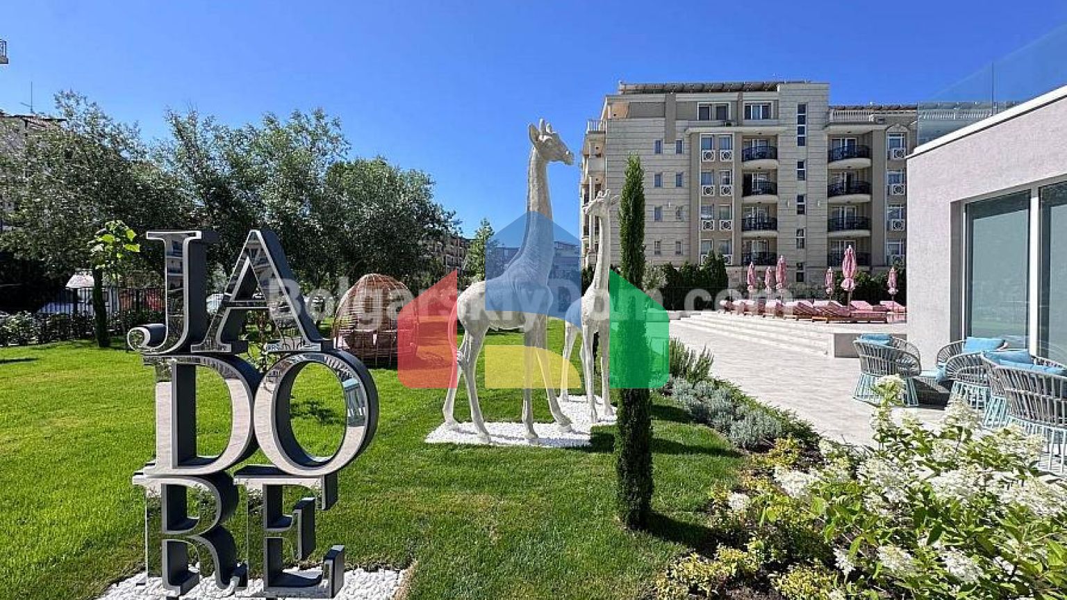 Двокімнатна квартира в Jador Secret Gardens