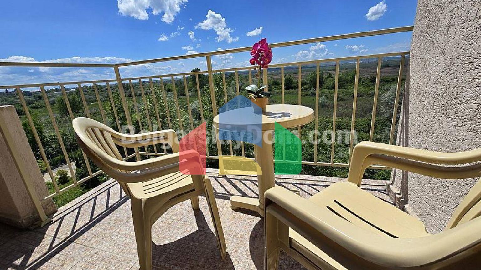 Двокімнатна квартира в Несебр Форт