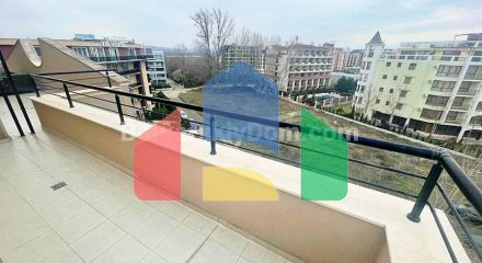 Чотирикімнатна квартира в Віп Зона