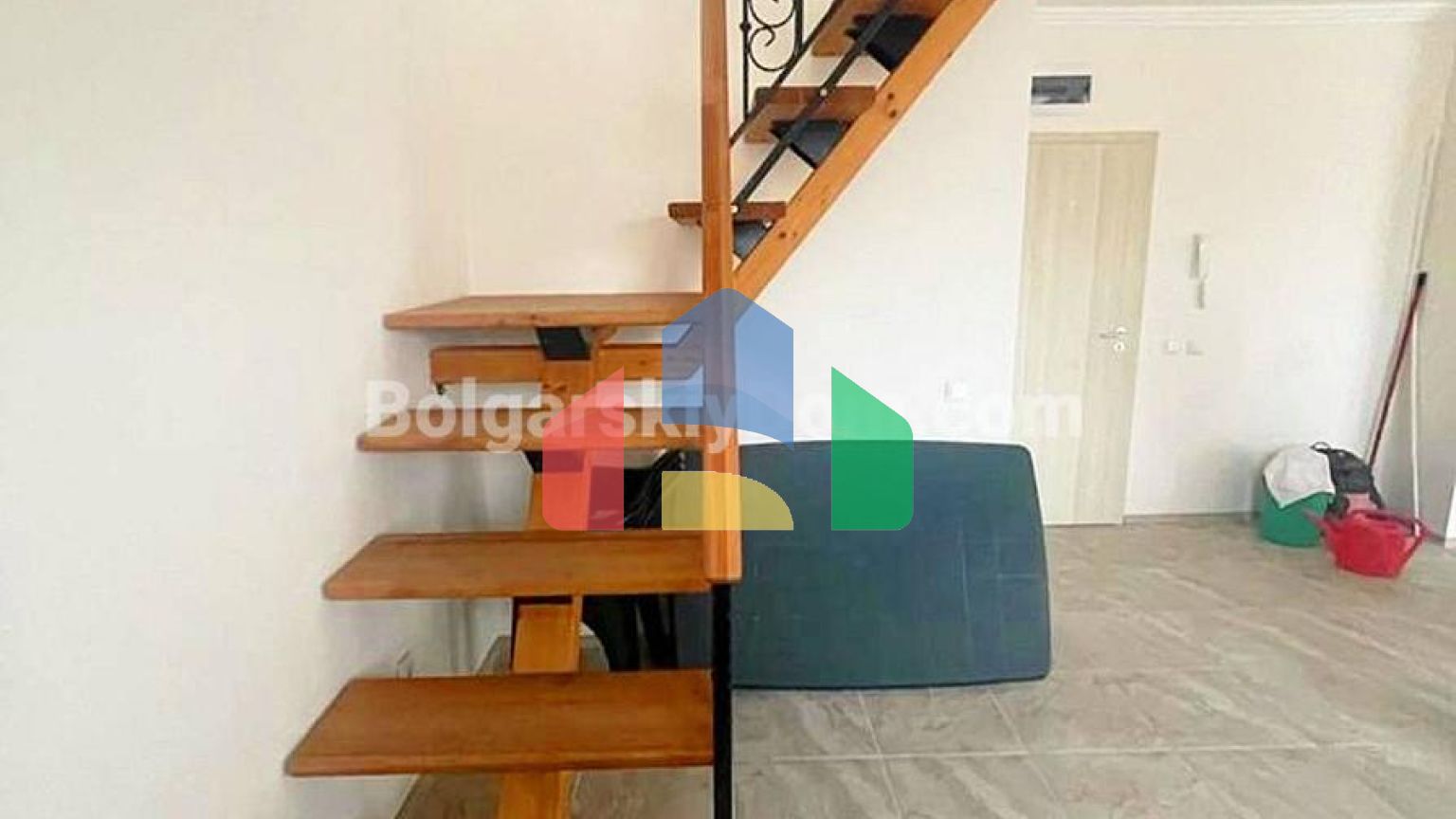 Чотирикімнатна квартира в Віп Зона