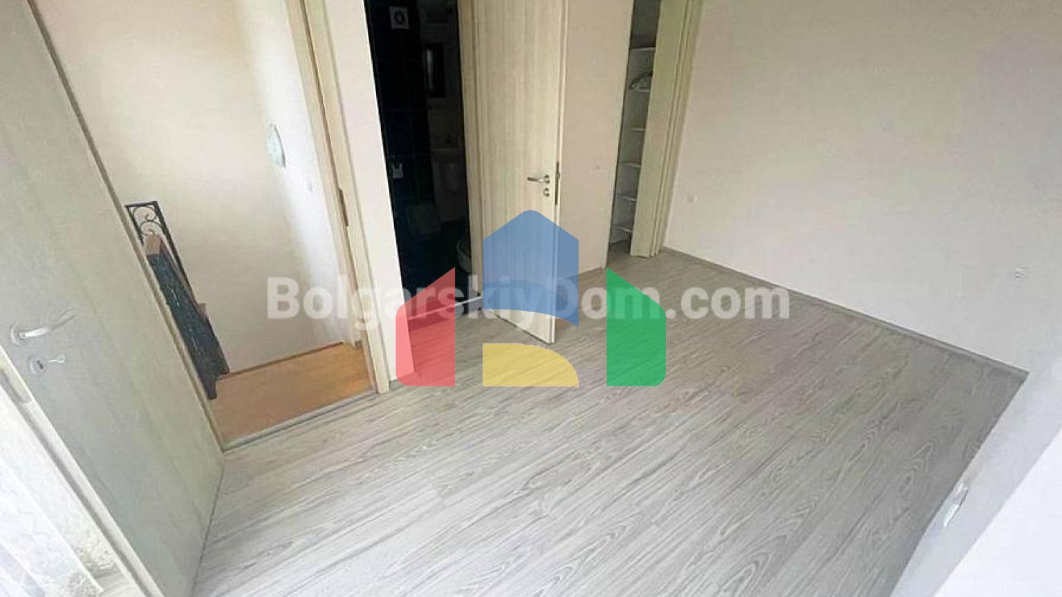 Чотирикімнатна квартира в Віп Зона