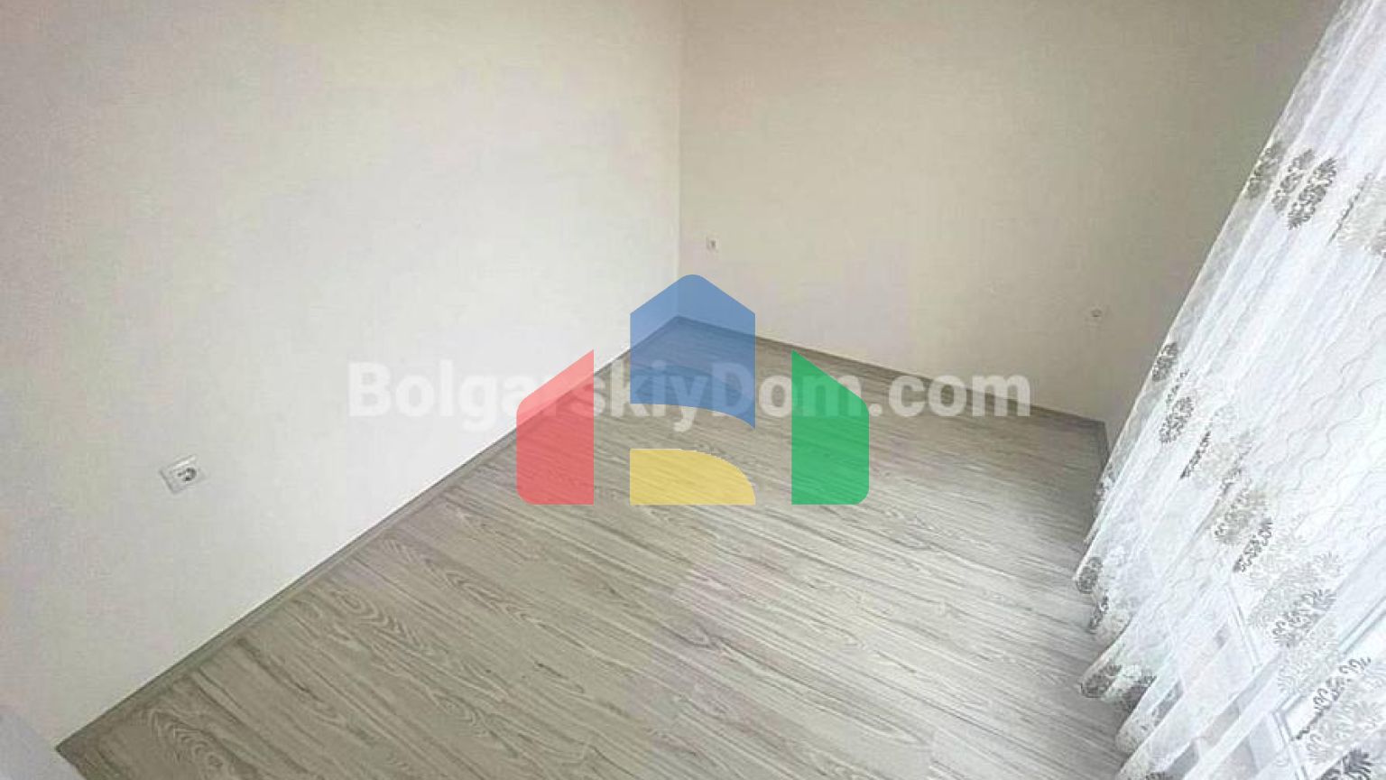 Чотирикімнатна квартира в Віп Зона