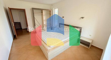 One-bedroom apartment in Solis