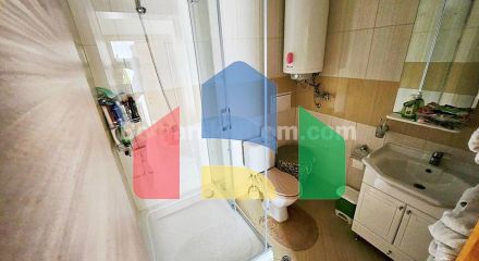 Three-bedroom apartment in Orchid Fort Garden