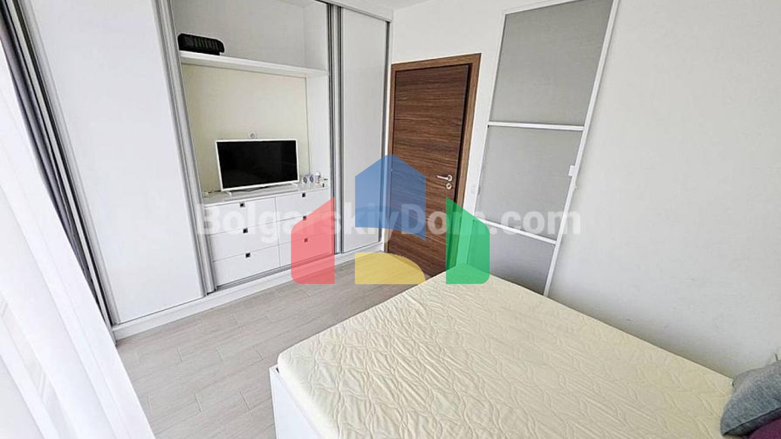 Четырехкомнатная квартира в Орхид Форт Гарден