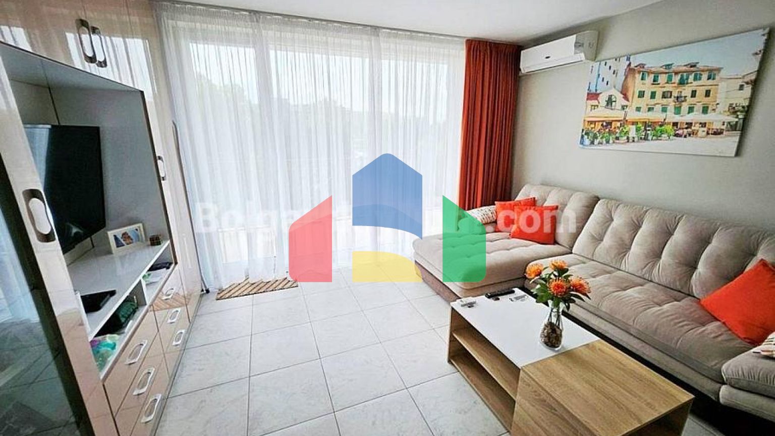 Четырехкомнатная квартира в Орхид Форт Гарден