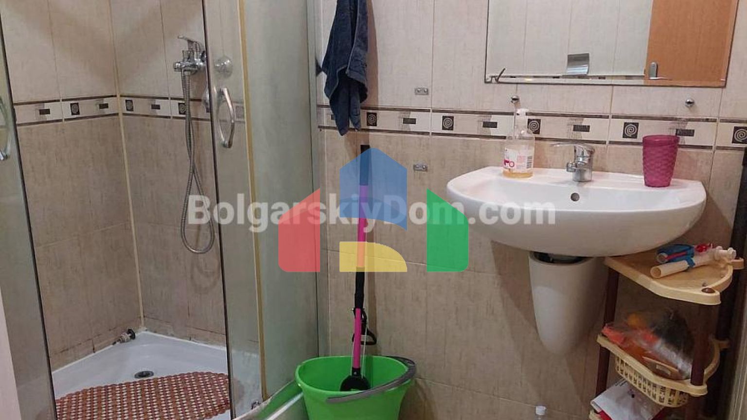 Студія в Pacific 1