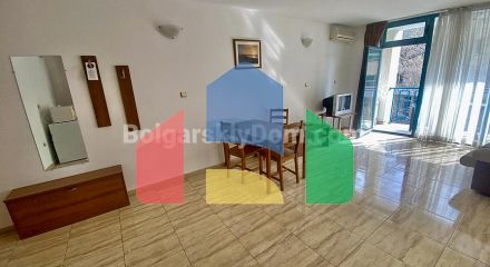 Просторная двухкомнатная квартира в Колизей