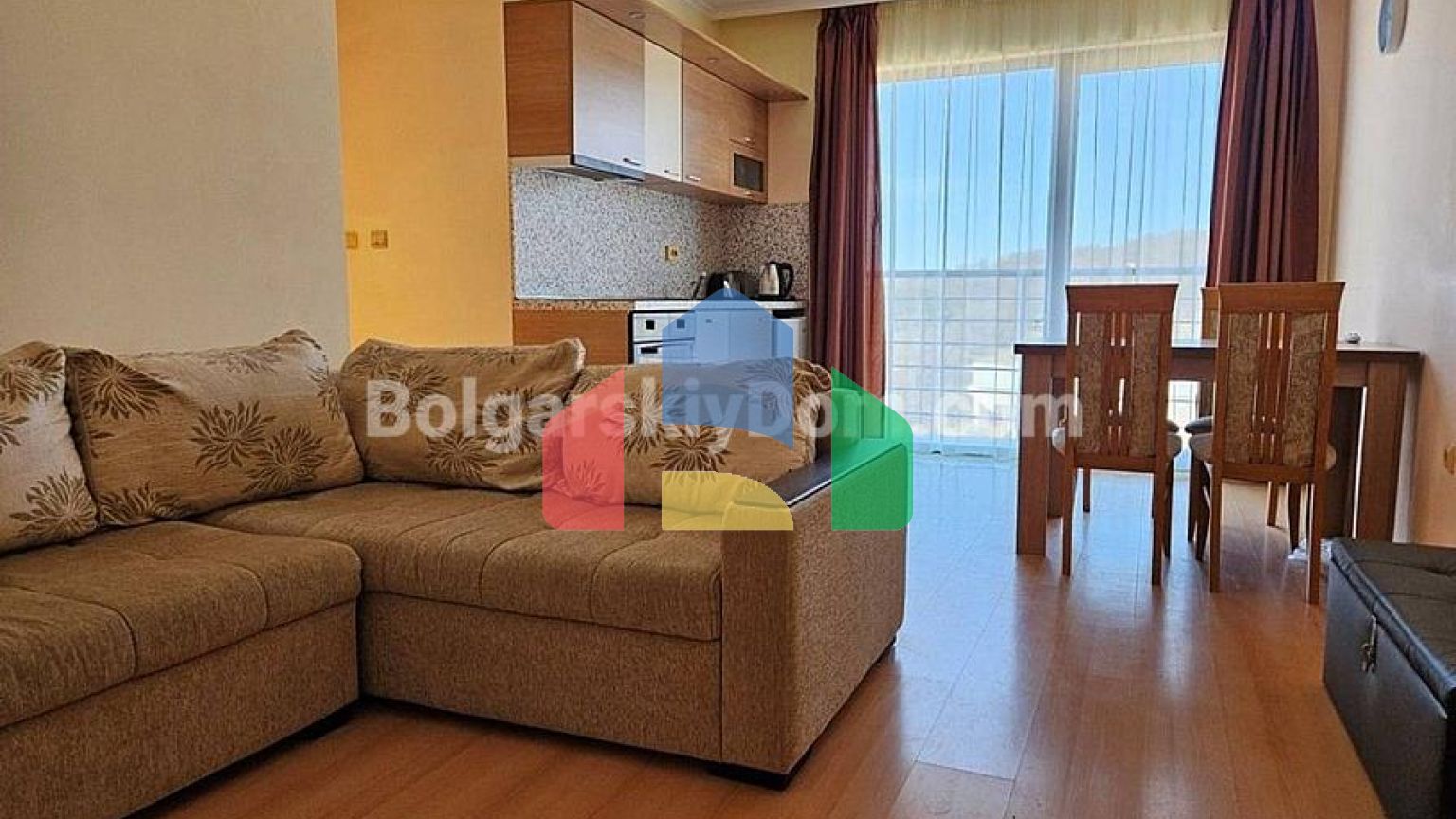 Трикімнатна квартира в Нью Лайн Вілладж