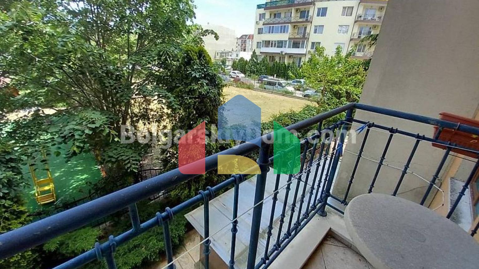 Двокімнатна квартира в Амадеус 3