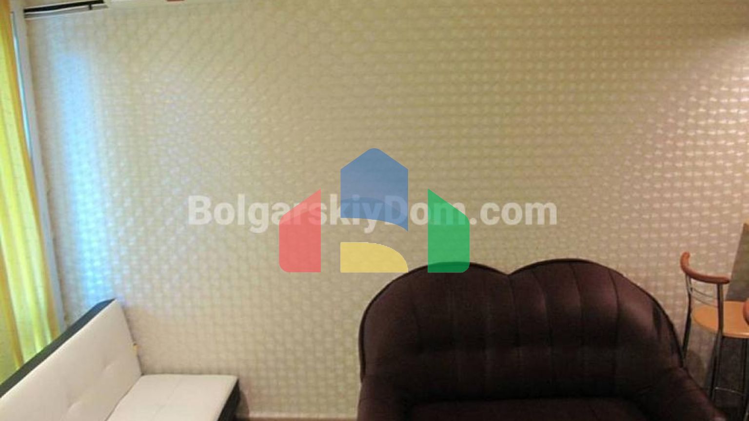 Трикімнатна квартира в Планета