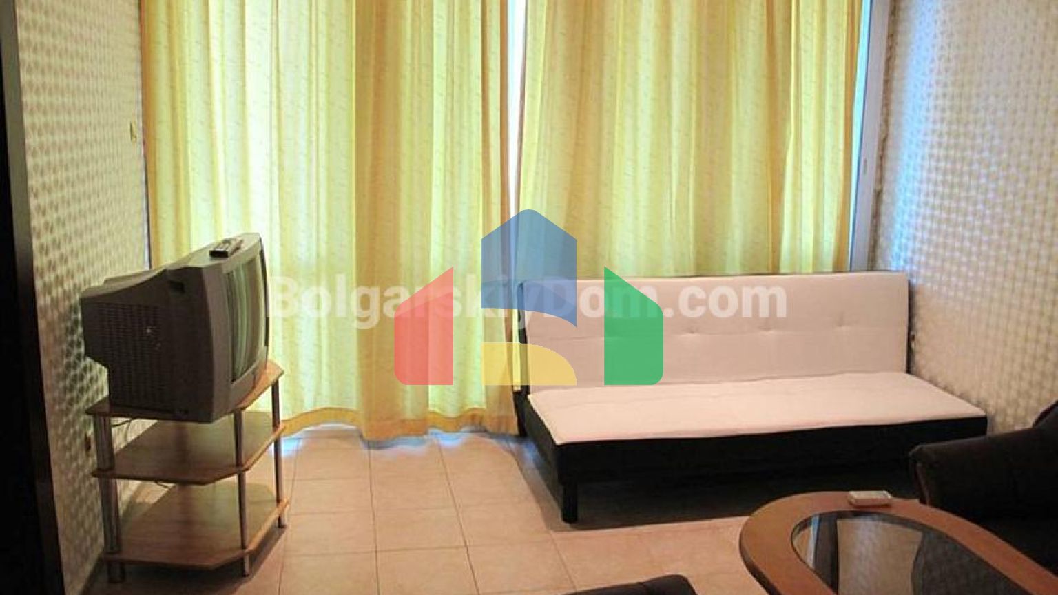 Трикімнатна квартира в Планета