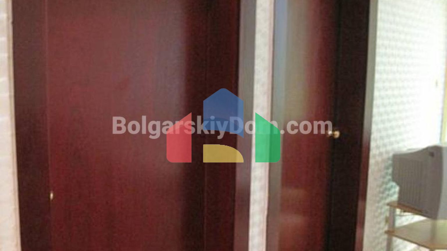 Трикімнатна квартира в Планета