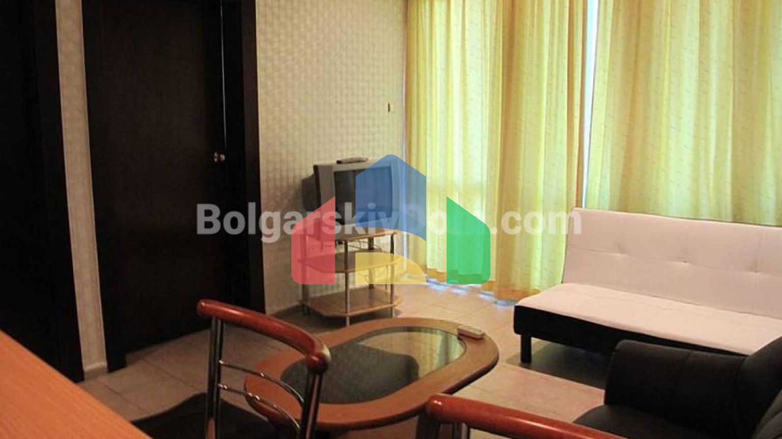 Трикімнатна квартира в Планета