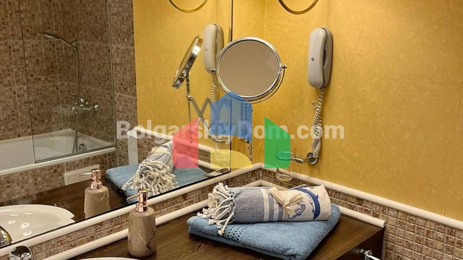 Двокімнатна квартира в Роял Біч Барсело