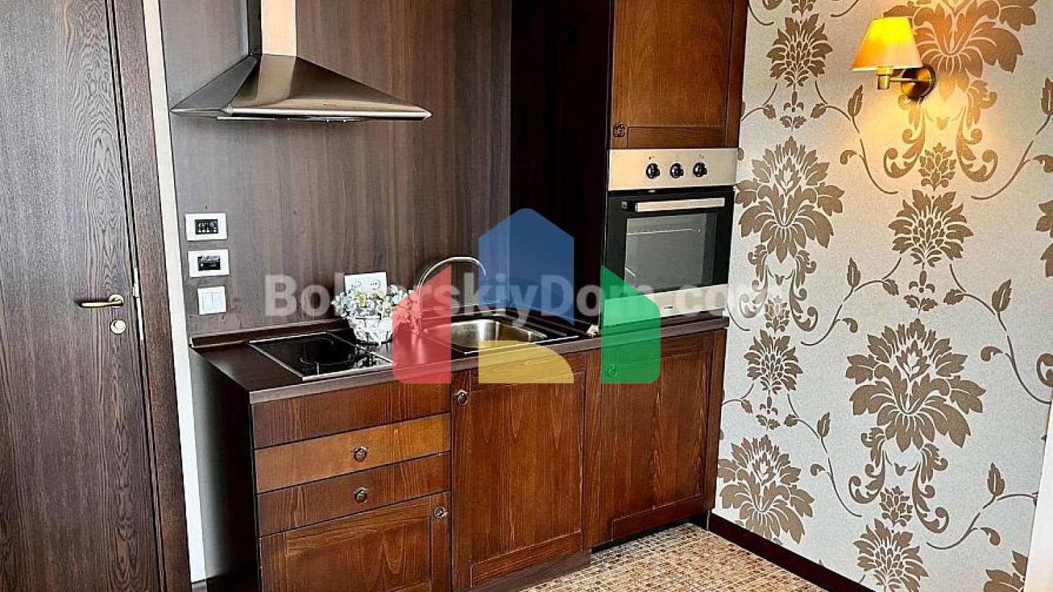 Двокімнатна квартира в Роял Біч Барсело