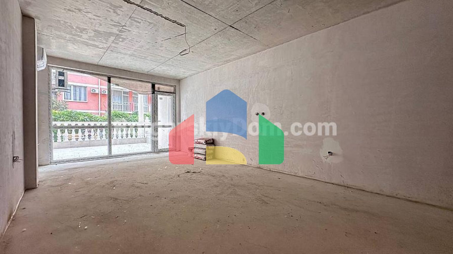 Квартира-студія в Магнолія 7