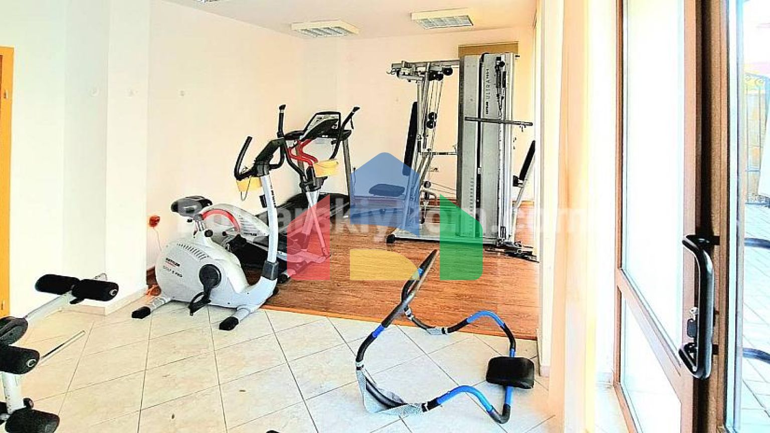 Квартира-студія в Royal Sun