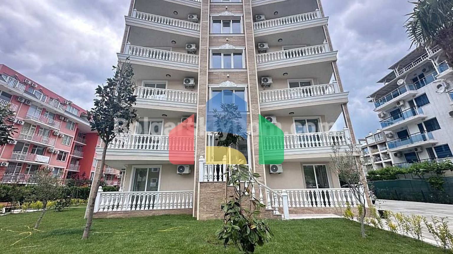 Квартира-студія в Магнолія 7