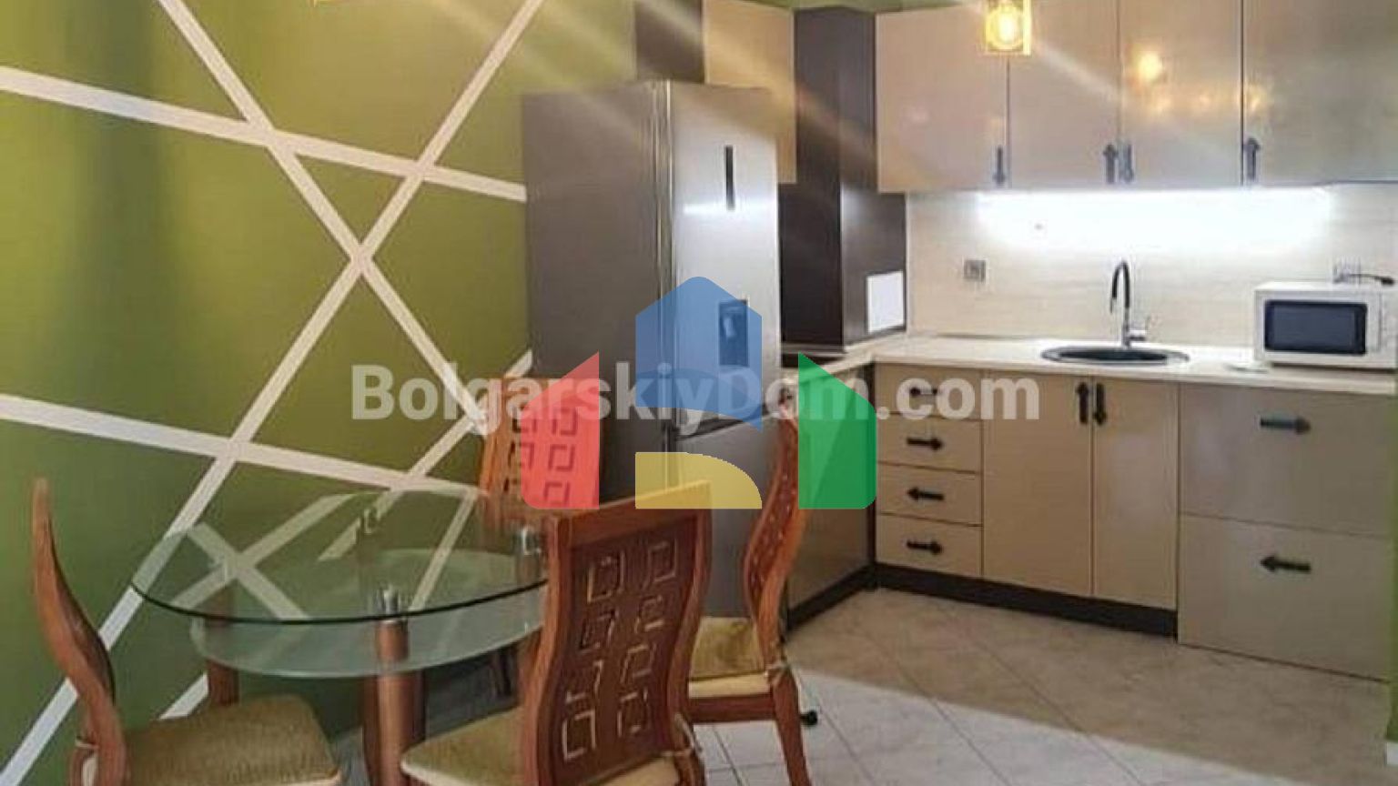 Трикімнатна квартира в Піроп Сіті