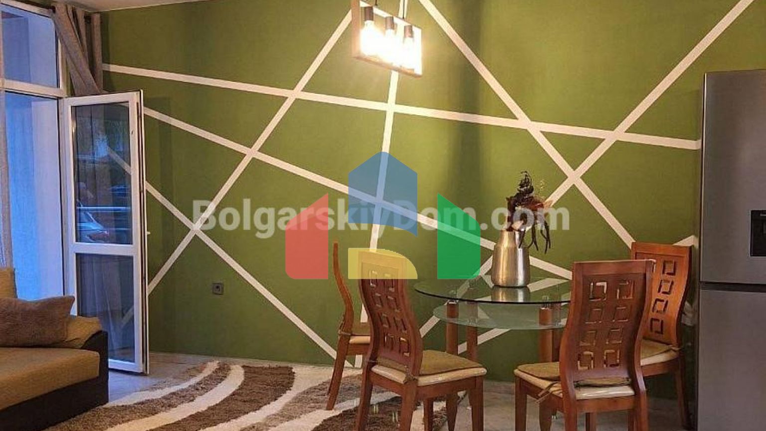 Трикімнатна квартира в Піроп Сіті