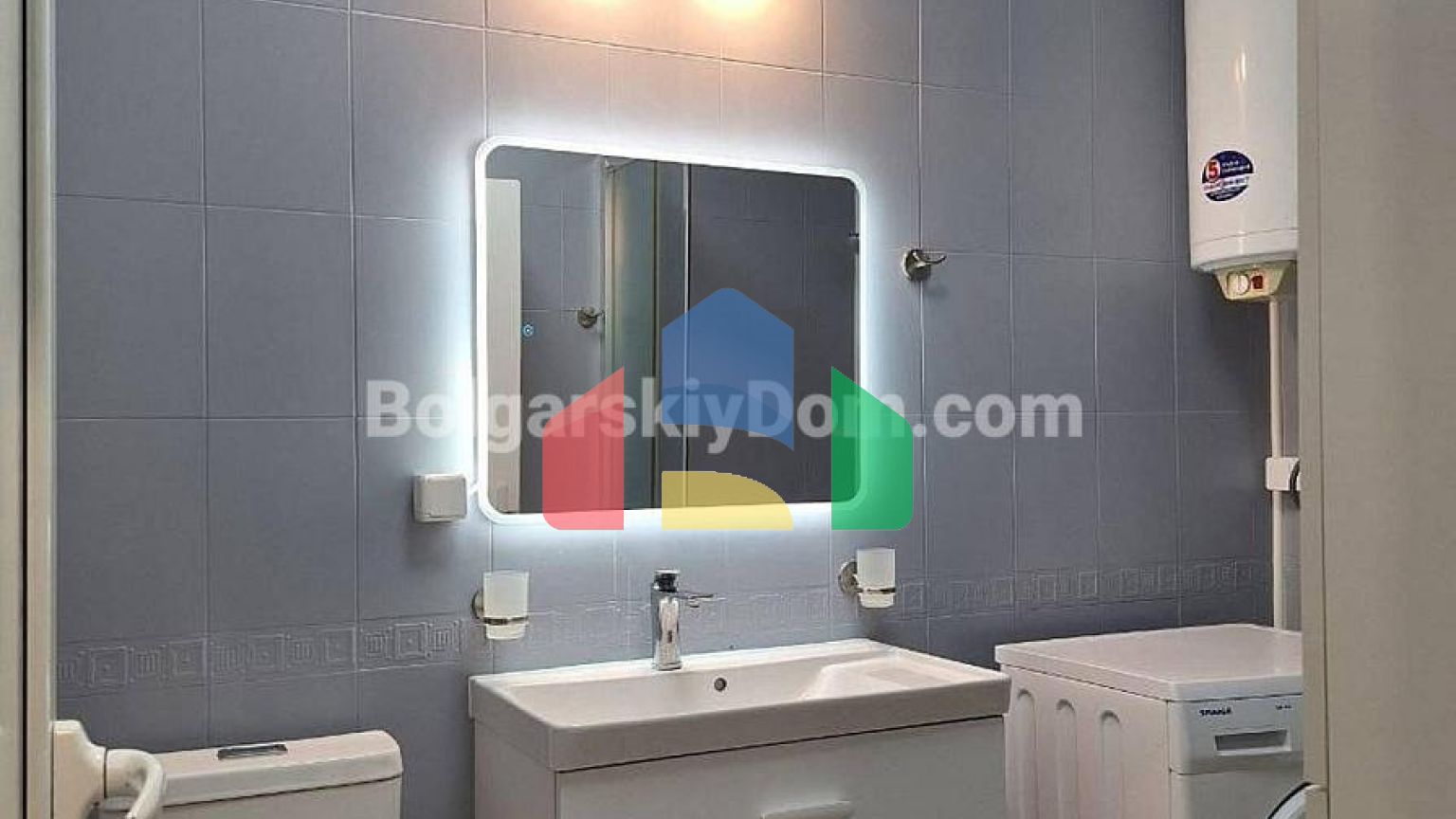 Трикімнатна квартира в Піроп Сіті