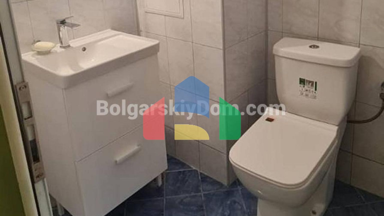 Трикімнатна квартира в Піроп Сіті