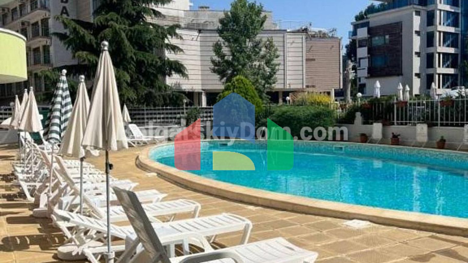 Трикімнатна квартира в Піроп Сіті