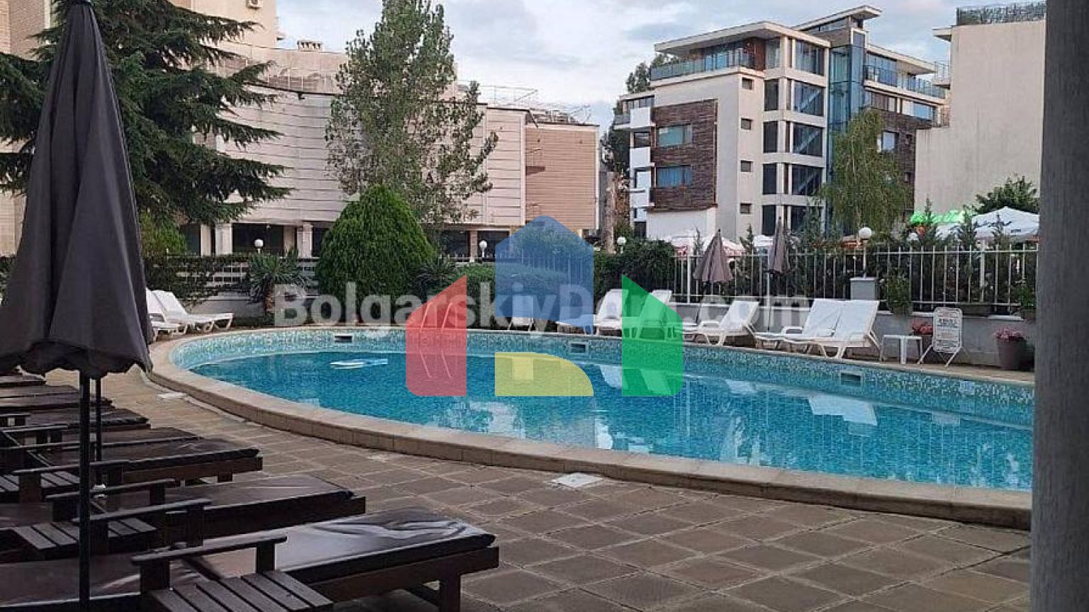 Трикімнатна квартира в Піроп Сіті